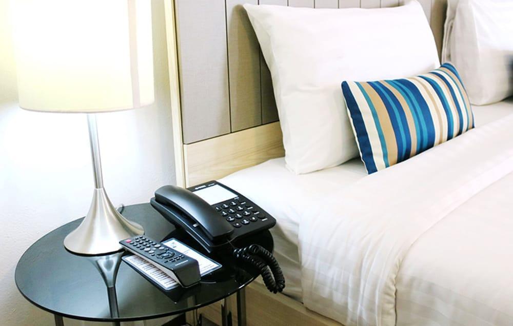 Samran Place Hotel Банкок Екстериор снимка