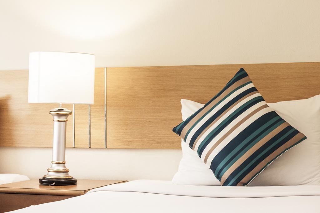 Samran Place Hotel Банкок Стая снимка