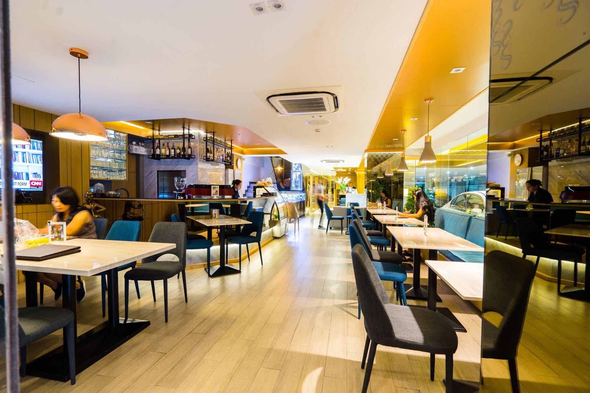 Samran Place Hotel Банкок Екстериор снимка